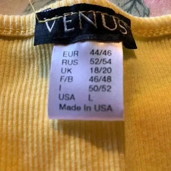 Venus Women’s Yellow Summer Tank Top Size Large - Picture 4 of 4